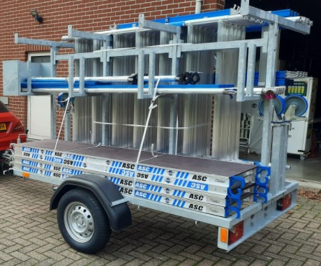 Steigeraanhanger te huur